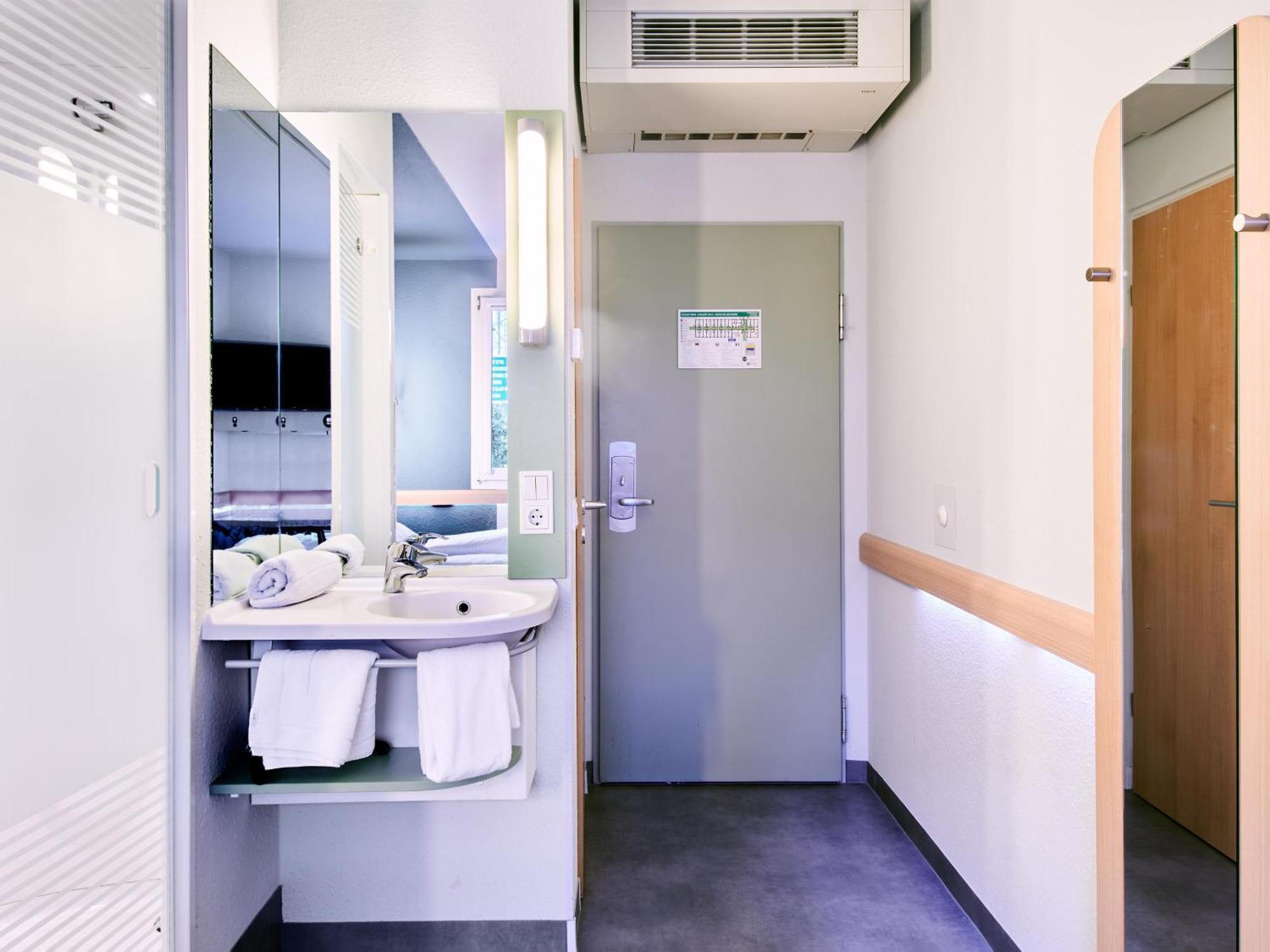 ibis budget Wiesbaden Nordenstadt Exterior foto